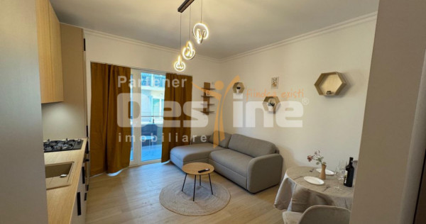 Vand apartament 2 camere, etaj 2