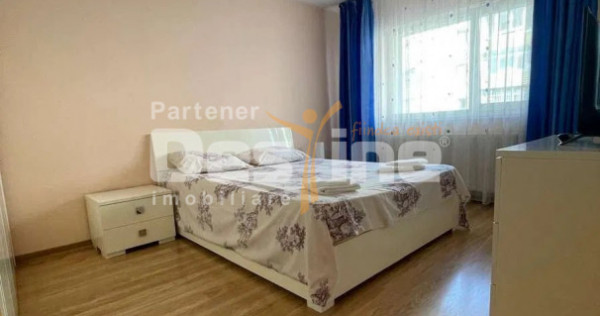 Apartament cu 2 camere decomandat 55 mp la etaj intermediar,