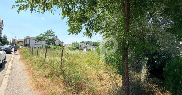 Teren intravilan 820 mp Pitesti Trivale Aleea Florian Becesc