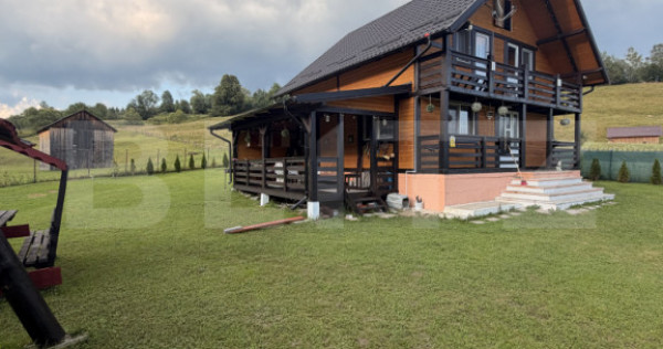 Casa de vacanta , 114 mp , 1080 mp teren, Vama, Bucovina