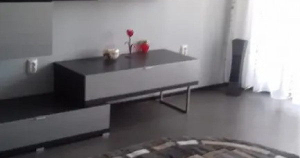 Inchiriez apartament 2 camere central
