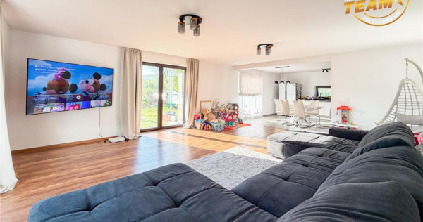 Casa noua, spatioasa, panorama superba, Benedek Mezo, Sfantu
