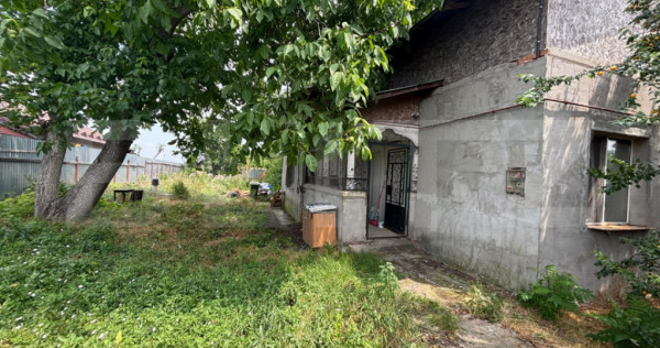 Casă de v&acirc;nzare, 60 mp, zona Titu