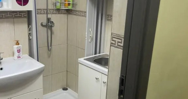 Garsonieră etaj 2 str Zefirului