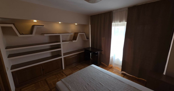 Apartament 3 camere , CENTRAL - ,INDEPENDENTEI UMF