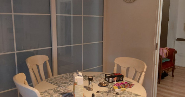 Apartament 2 camere ultracentral etaj3/4