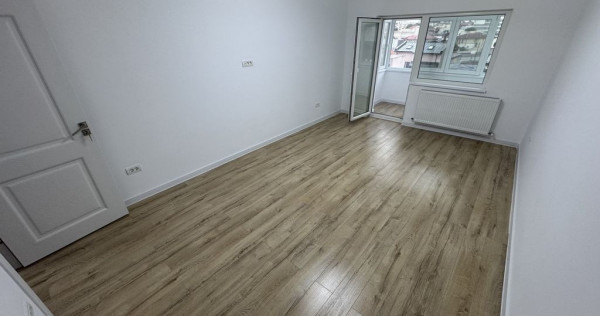 Apartament 2 camere Renovat zona Trocadero cu Centrala