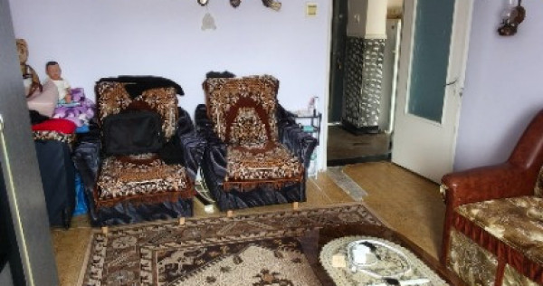 V&acirc;nd apartament 1 camera simplu și ieftin! Central
