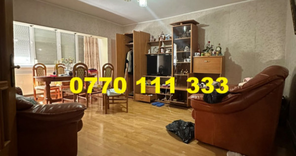Buzaului B-uri! Apartament 3 camere, etaj 2.