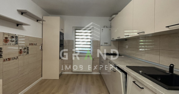 Apartament 3 camere de vanzare, 2 bai , Zorilor