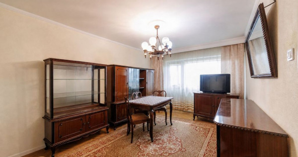 Apartament luminos cu 3 camere și balcon &ndash; Exercițiu