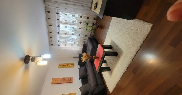 Inchiriez apartament 2 camere zona Piata Mica parter!