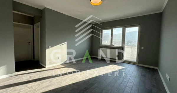 Apartament NOU 2 camere + parcare I zona Urusagului