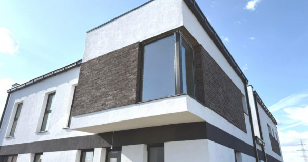 COMISION 0 % Duplex cu 5 camere de vanzare in localitatea Ur