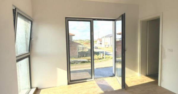 COMISION 0 % Duplex cu 5 camere de vanzare in localitatea Ur