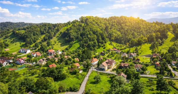 FILM! Casa traditionala pe domeniu de 4.300mp teren, Bran -