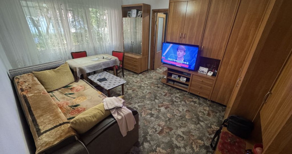 Apartament 2 camere zona Km 4 5 cu Centrala și Boxa