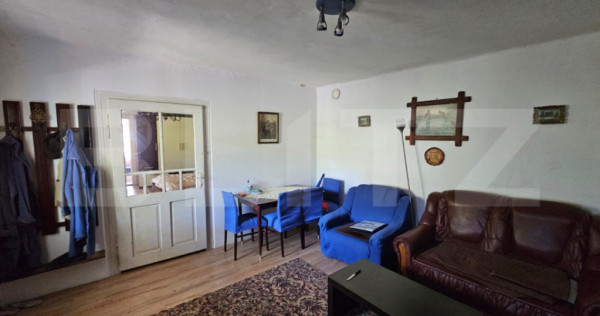 Casă cu anexe, 180 mp, teren intravilan 1.249 mp &ndash; Laz, S
