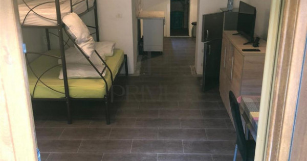 Spatiu comercial - semicentral - toate utilitatiile - 2 intr