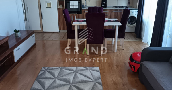 Apartament 3 camere de vanzare , zona Sesul de Sus , Florest