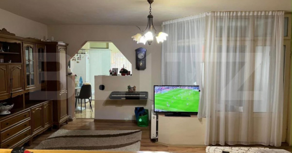 Apartament de vanzare, 77 mp, cartier Brădet