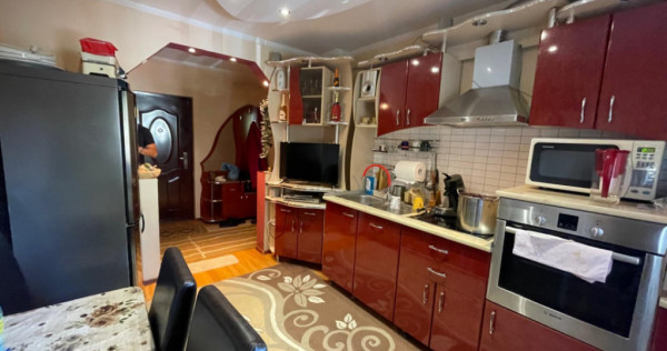 Apartament 2 camere, 49 mp, Cartier Hotvon