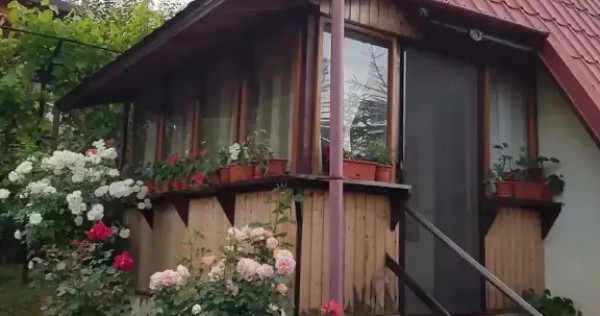 Casa de vacanţă de v&acirc;nzare