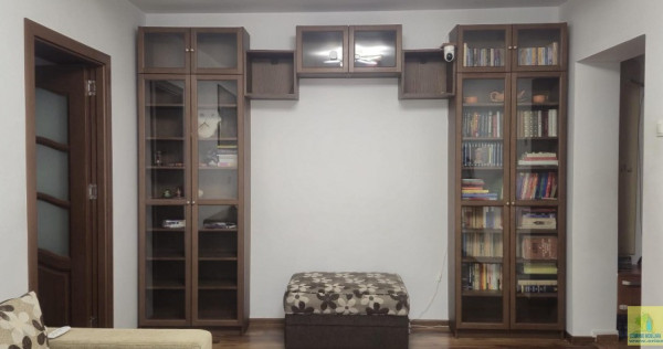 Tomis Nord, apartament 4 camere de vanzare, parter, gaze, mobilat
