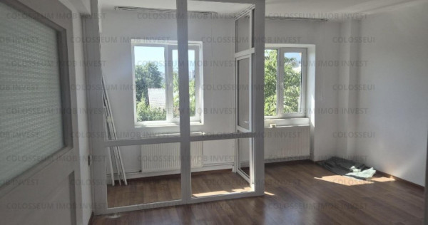 Apartament decomandat, 2 camere, spatios, etaj 3/4, Centrul Civic!
