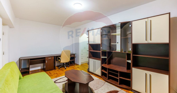 Apartament două camere și balcon, zona piata Mihai Vite...