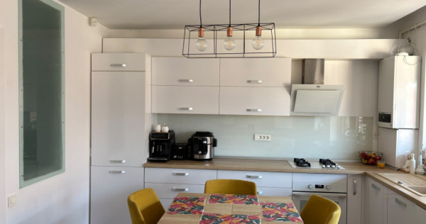 Apartament 3 camere, 63,21mp, zona Subcetate