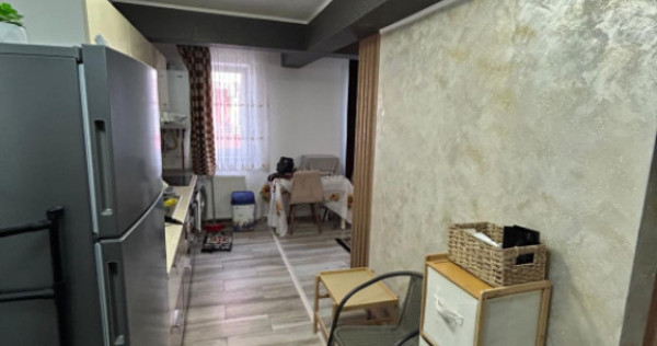 Apartament 2 camere 33,5mp,zona Eroilor