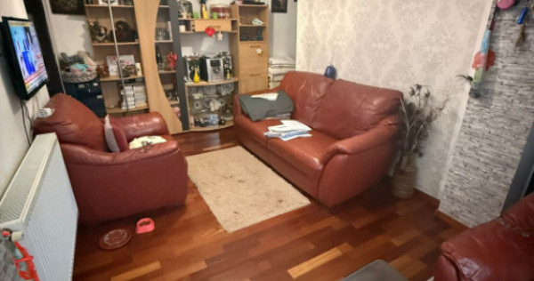 Apartament la casa 2 camere plus gradina in Floresti zona Ti