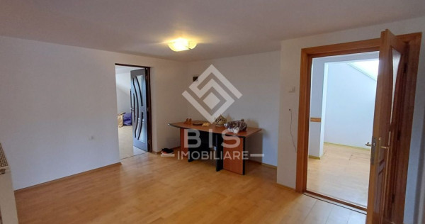 Apartament 3 camere, etaj 3 zona NORD