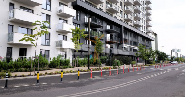 Spatiu Comercial 217 mp parter 2 parcari la intrare in Si...