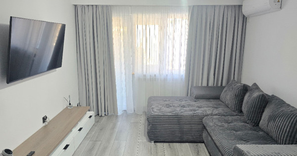 Inchiriez apartament 2 cam. Deva, Zamfirescu, et. 3, PRIMA INCHIRIERE