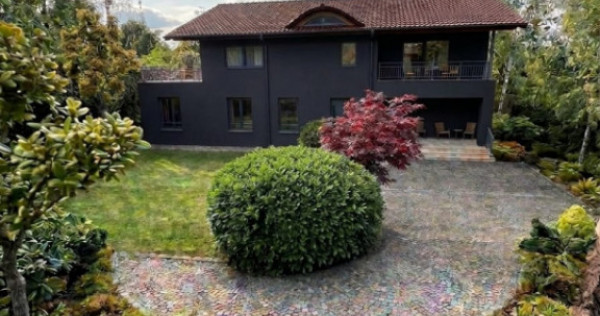 Vilă D+P+1 de 310 mp , teren de 900 mp | Zona Făget |