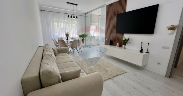 Eleganță Contemporană și Design Exclusivist | Cartier...