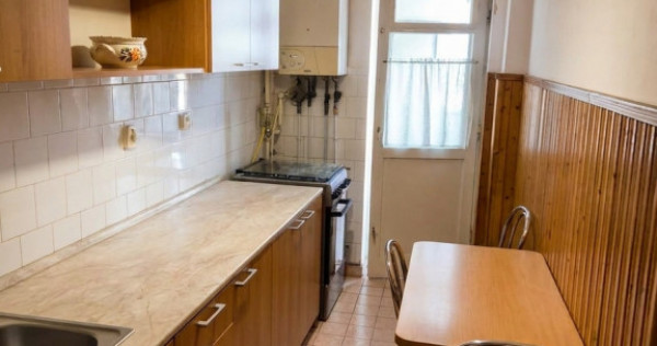 Apartament 3 camere, zona McDonalds, Minerva