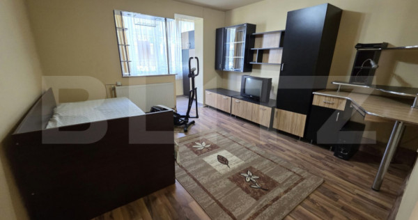 Apartament de v&acirc;nzare cu 2 camere, 48 mp, zona Jibou