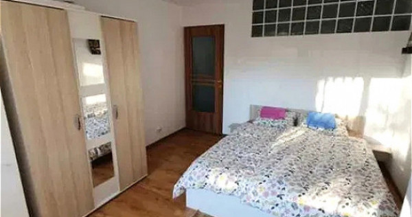 Apartament 2 camere, zona Școala de Agenți de Poliție - O