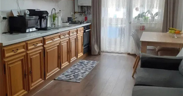 Apartament 2 camere SU 40 mp, balcon + parcare, zona Terra,