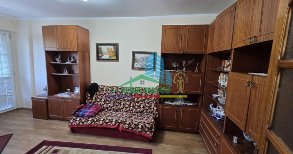 Apartament 3 camere, decomandat | Piața Unirii, Focșani