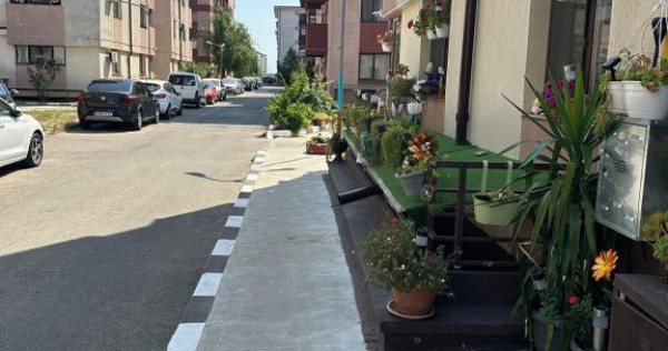 Apartament 2 Camere decomandat,mobilat si utilat,loc de p...