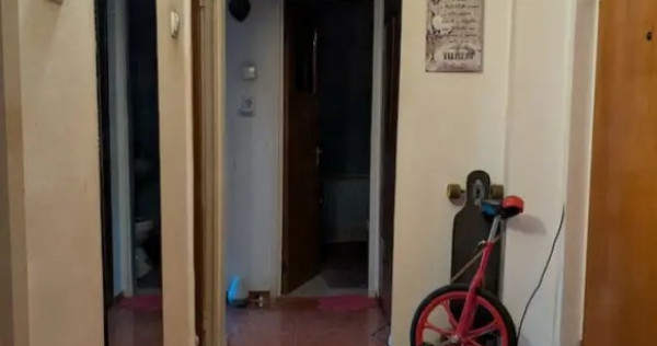&Icirc;nchiriere apartament 2 camere Piata Sudului