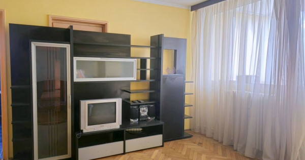 De vanzare apartament cu 3 camere, Tiglina 1, etaj 2, 62....