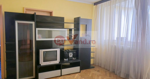 De vanzare apartament cu 3 camere, Tiglina 1, etaj 2, 62.000 euro