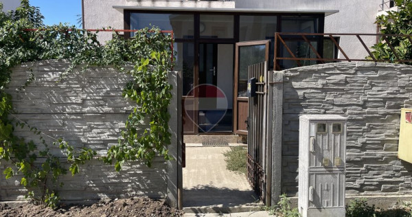 De V&acirc;nzare Casă Modernă- 3 camere, grădină