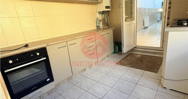 Casa 4 Camere de - Zona Coiciu