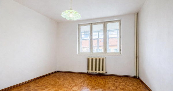 Apartament confortabil,2 camere,etaj 2,zona linistita si acc